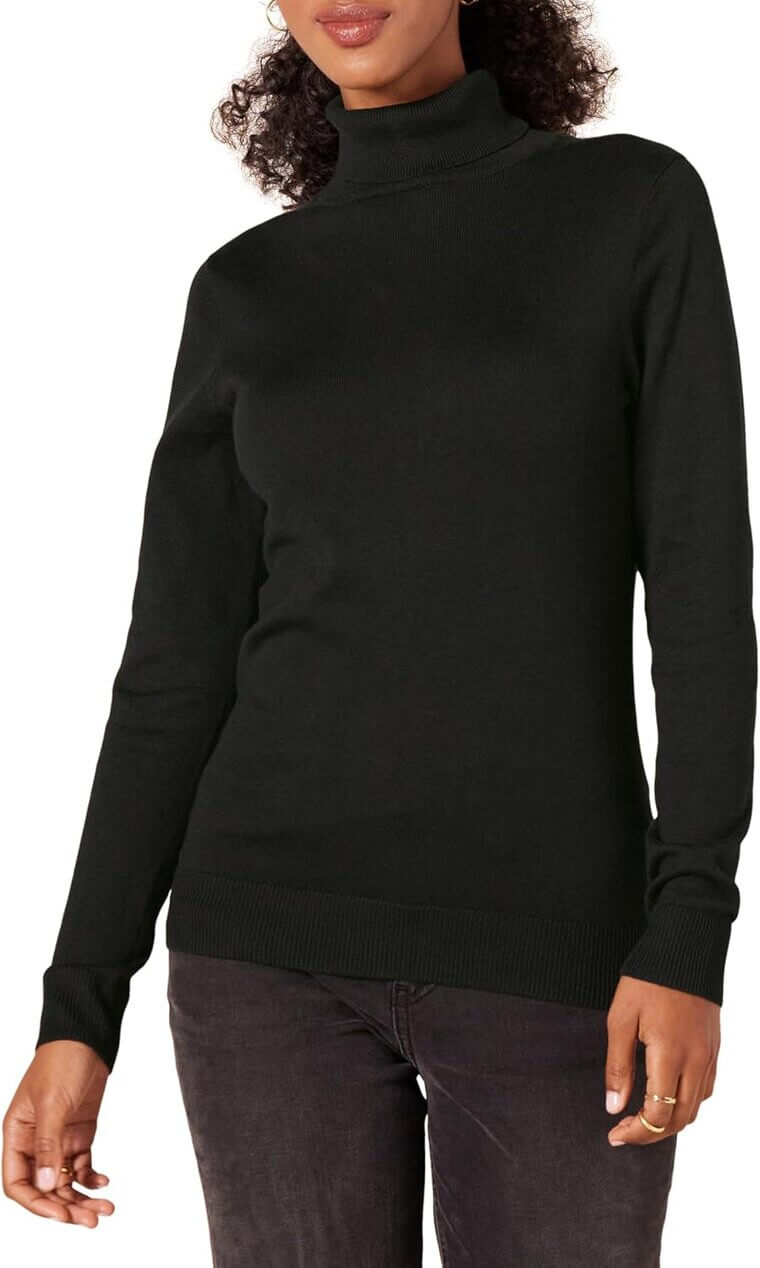 Women's Lightweight Turtleneck Sweater - Cozy Style for Every Season 