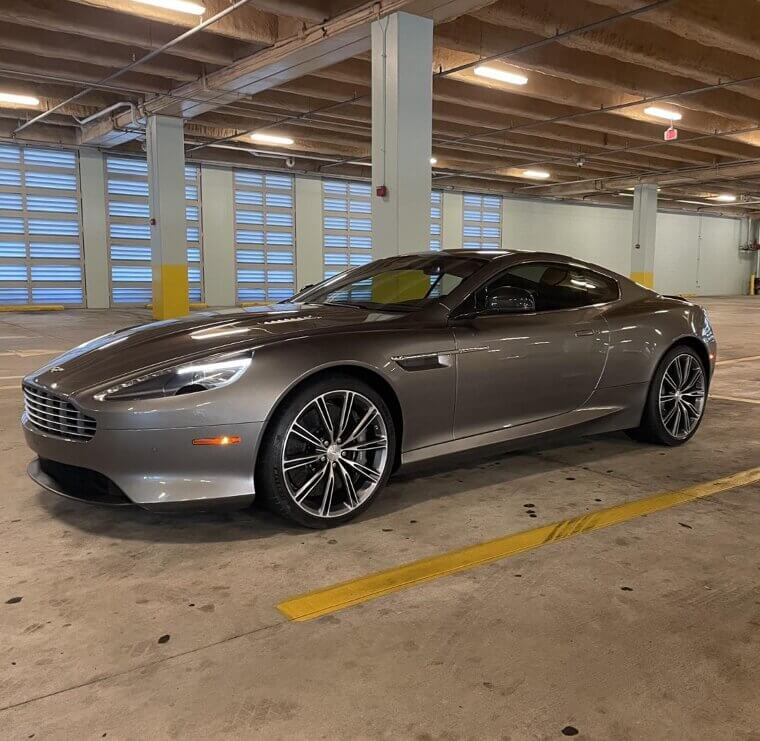 Aston Martin DB9