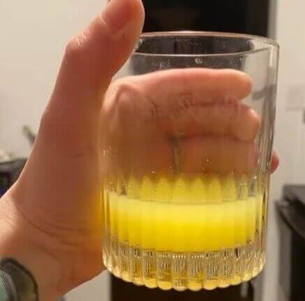 Suco de laranja artificial