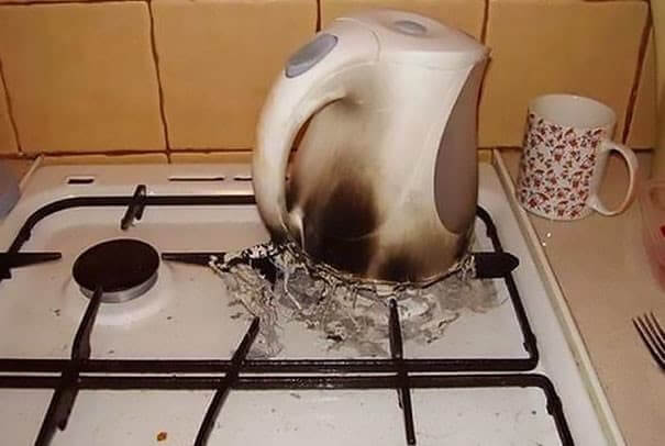 This Person Is Probably The Reason Behind The "WARNING: Do Not Use Over Open Flame" Label
