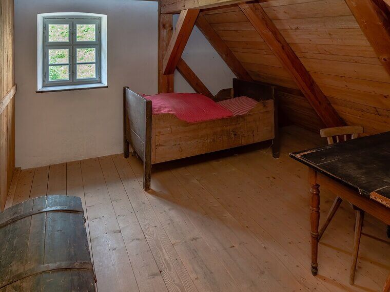 A Dedicated "Analog Sanctuary" to Unplug and Rewire