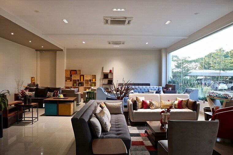 Round-Edge Furniture for "Flow" and Safety