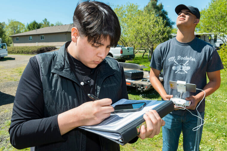 Transcribing Radio Hits: The Patience of the Homemade Songbook