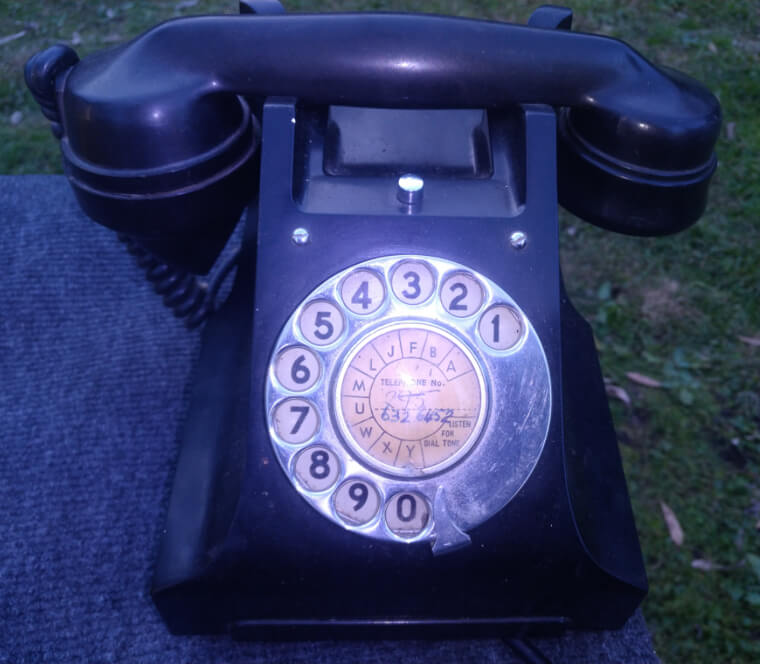 Memorizing Phone Numbers: The Mental Rolodex We All Carried