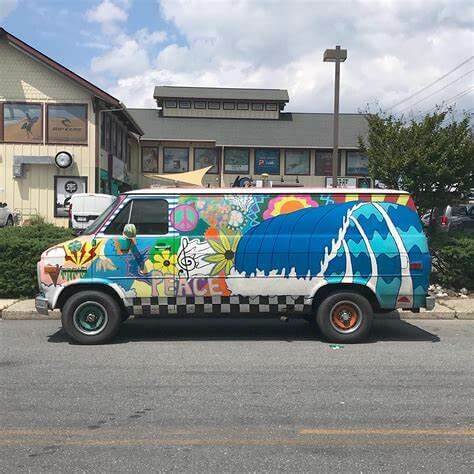 Bubble-Shaped Mini Vans