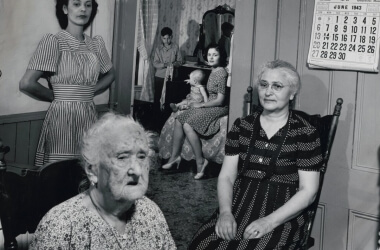 Signs Your Neighborhood Is No Longer Right for Seniors