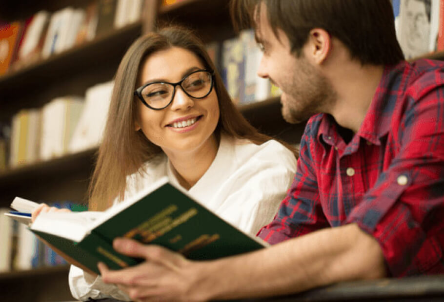 Here's How To Succeed At College Dating