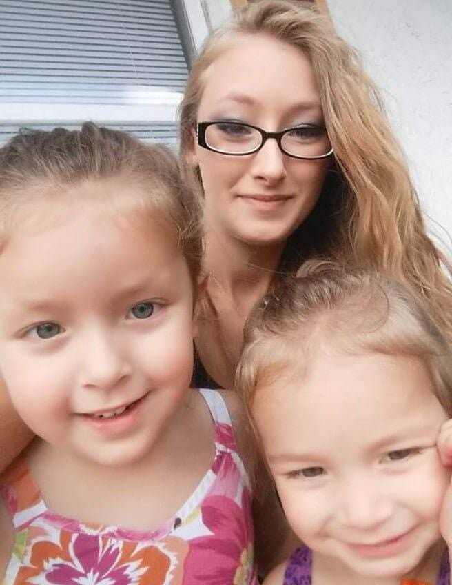 Å holde på mamma