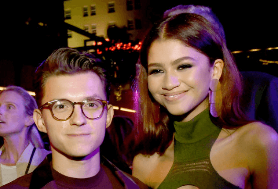 이 남자 주인공들은 사람들이 생각하는 것만큼 키가 크지 않습니다