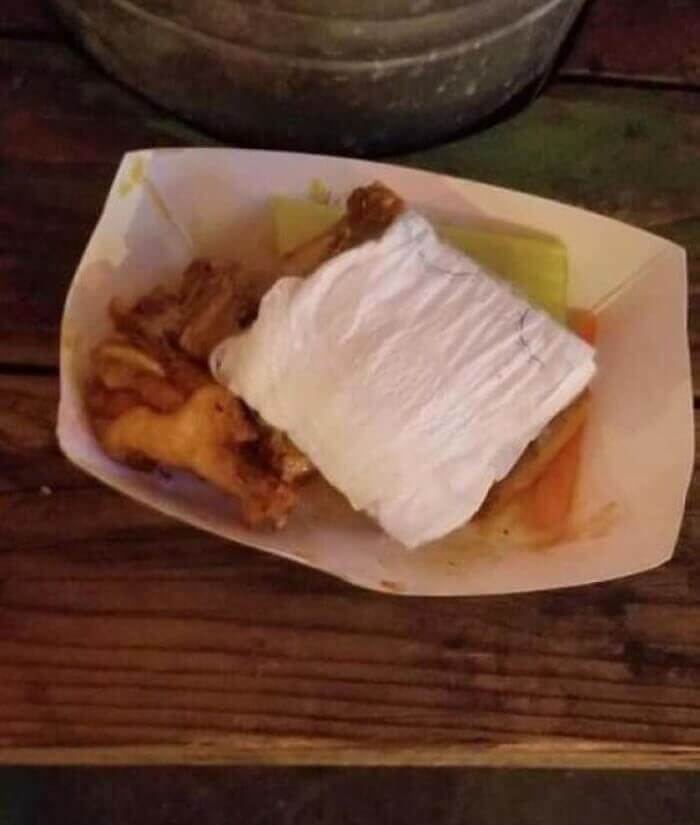 They Left Their Dirty Diaper For The Waitress To Clean Up
