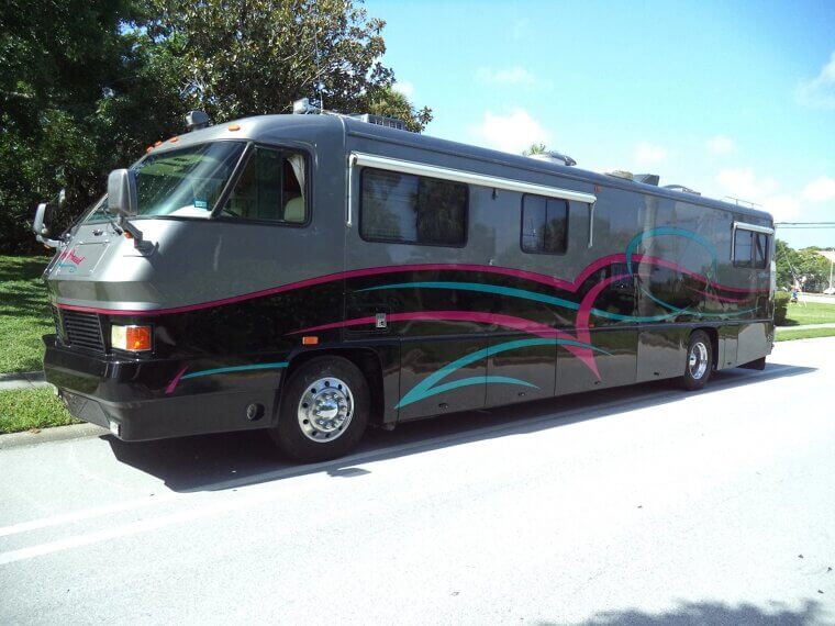 1992 FORETRAVEL CLASS A - $18,000