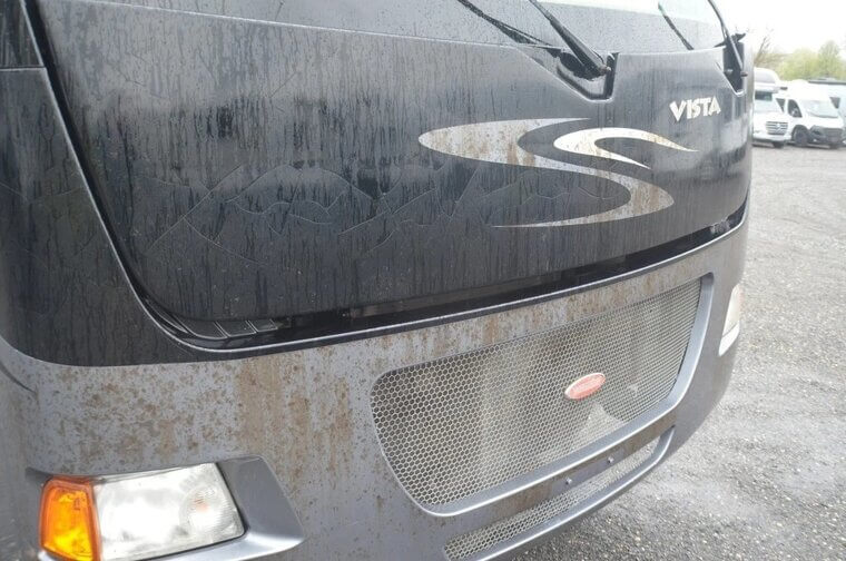 2013 Winnebago Vista 30T - $38,995