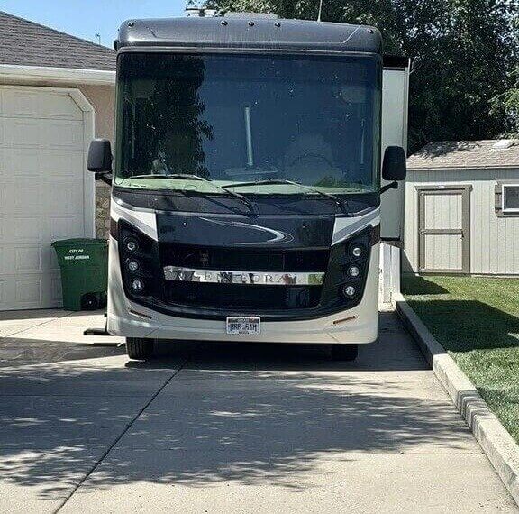2019 Entegra Coach Vision 29S - $16,100