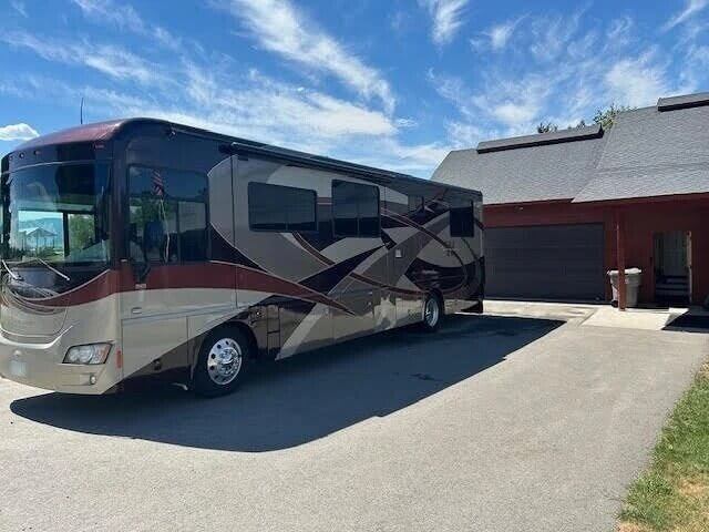 2009 Winnebago Destination 37G Class A - $7,100