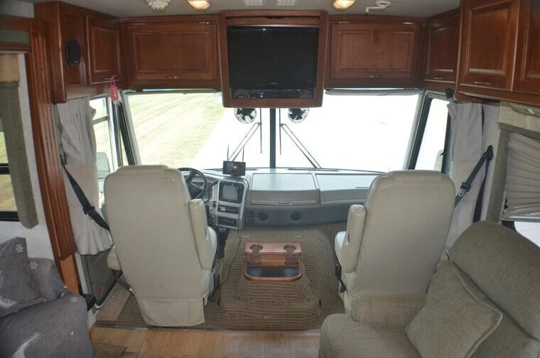 2002 Fleetwood Southwind 32VS - $17,995