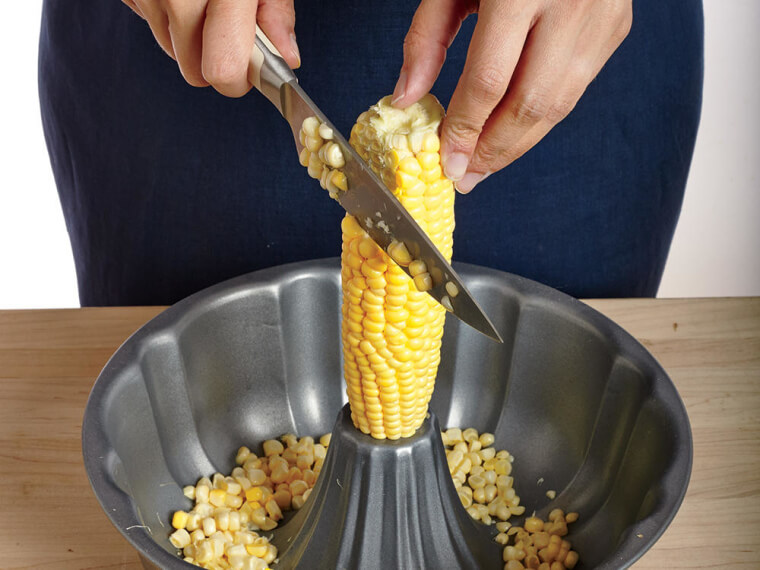 Use A Bundt Cake Tin To Cut Corn