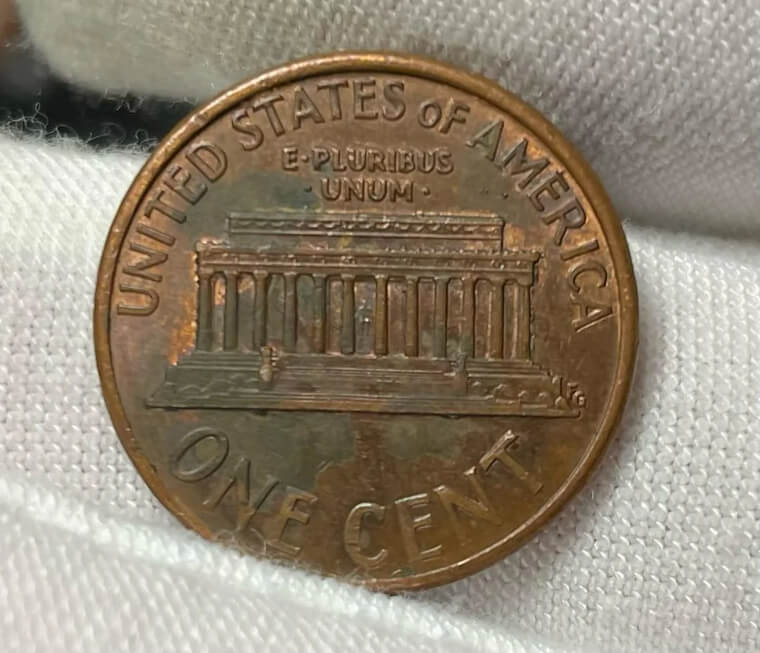 El centavo D del Monumento de Lincoln de 1992 - 558 dólares (sin circulación)