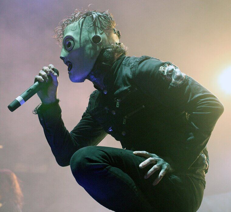 Corey Taylor Sends Video Messages to Lift the Spirits of a Bullied Fan