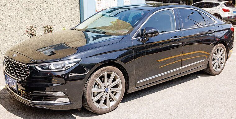 Ford Taurus (1986-2019)