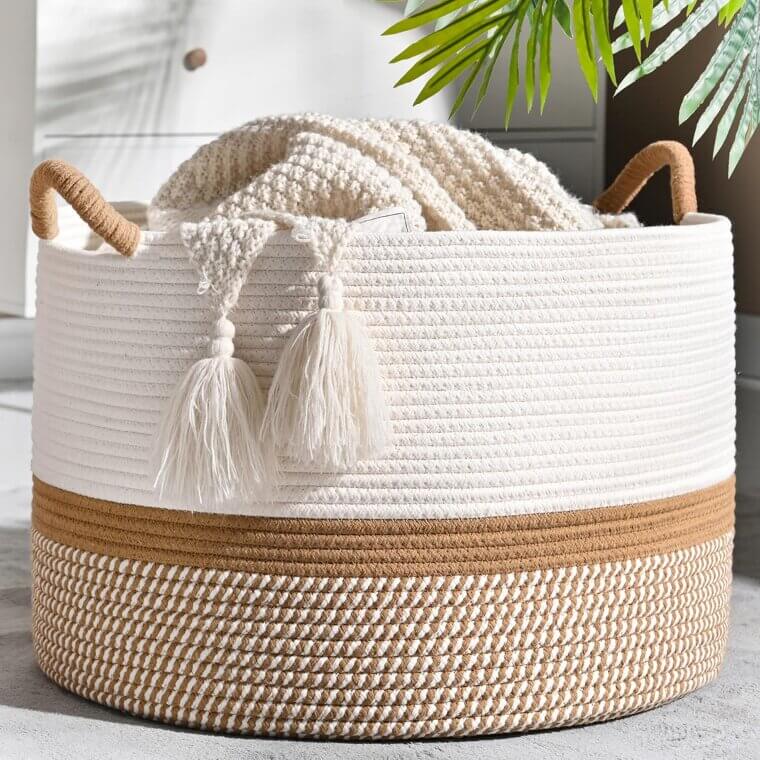 KAKAMAY Blanket Basket - Organize Your Home with Style! 
