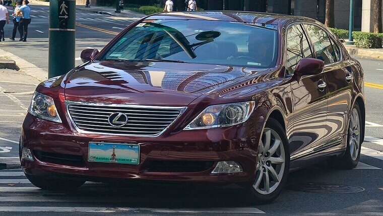 Lexus LS 460 (2006–2017)