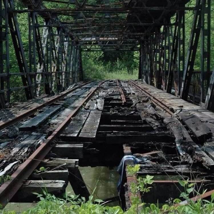 Abandoned Railroad Bridge, Pittsburgh, Pennsylvania
