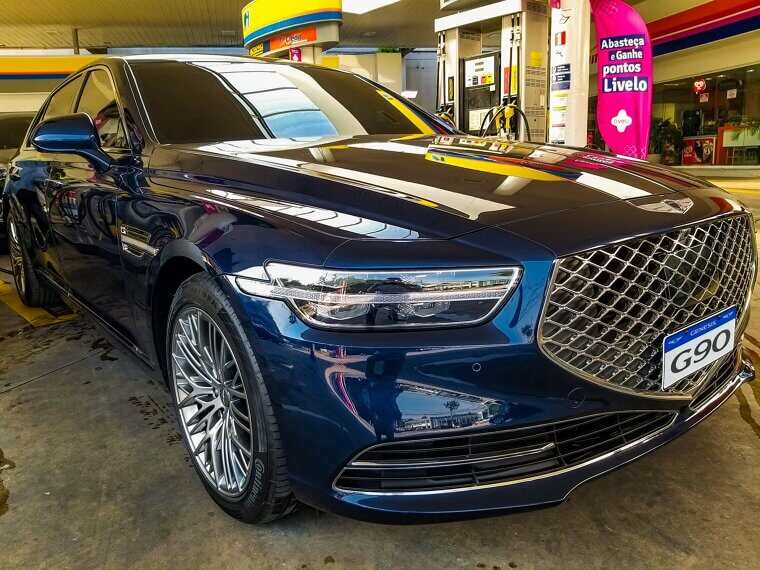 Genesis G90