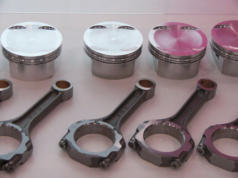 Pistons & Connecting Rods