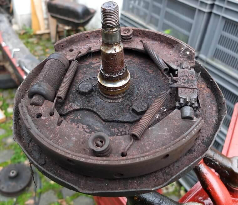 Brake Drums & Rotors