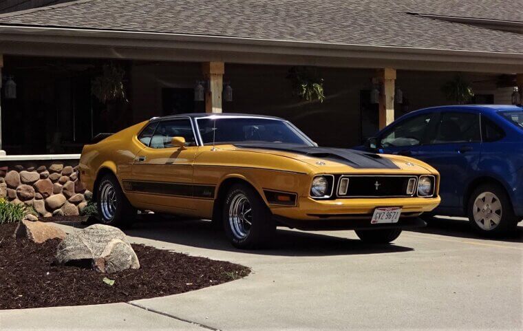 1975 Ford Mustang Mach 1