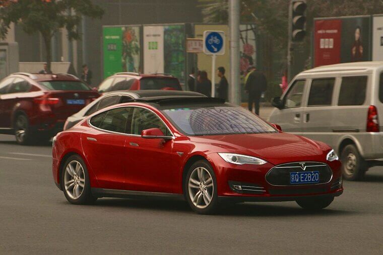 Tesla Model S (Early Models)