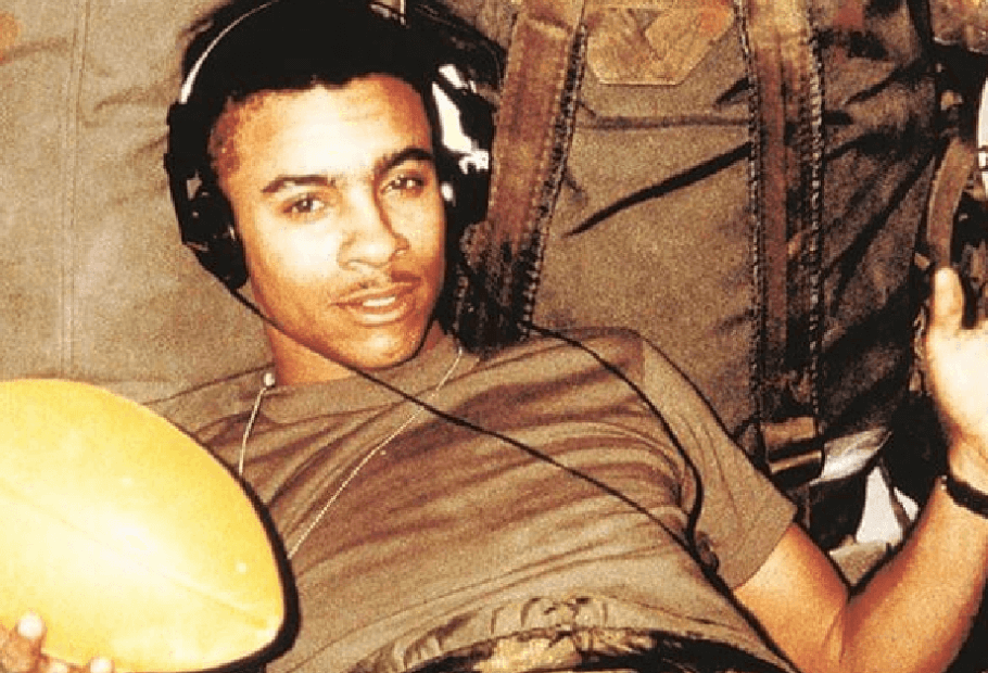 Stars célèbres qui ont courageusement servi leur pays dans l'armée