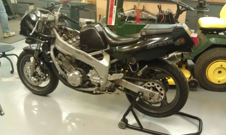 Yamaha FZR600 Genesis