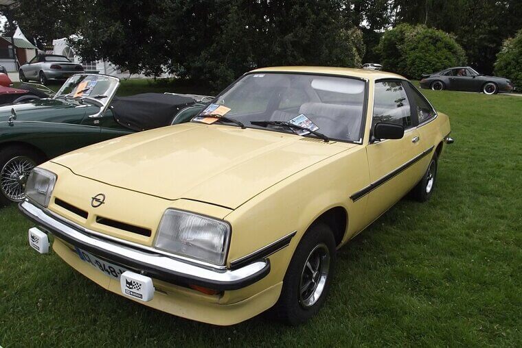 Opel Manta B (1975–1988)
