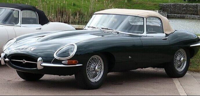 Jaguar E-Type (1961–1975)