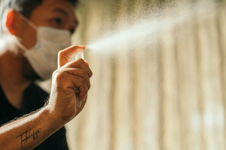 Leaving Cleaning Products Unlabeled