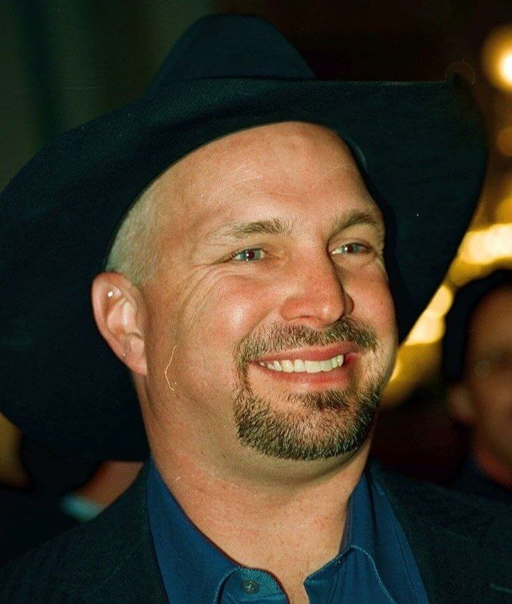 Garth Brooks - Friends in Low Places