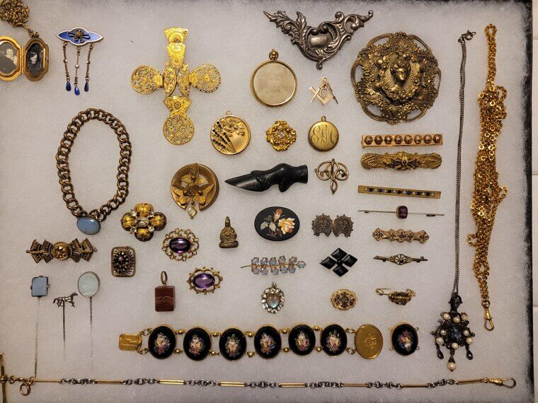 Vintage Jewelry