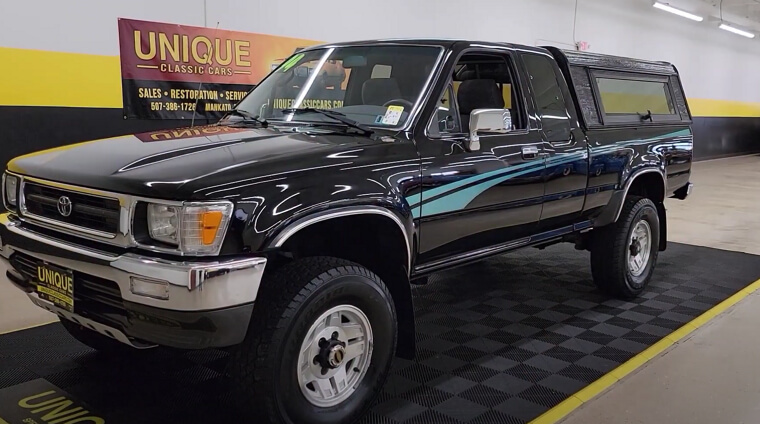 1994 Toyota Pickup SR5 - US $39,995.00