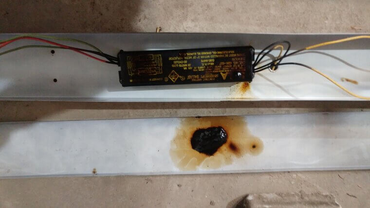 Fluorescent Light Ballast