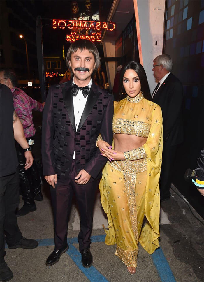 Jonathan Cheban And Kim Kardashian Got You Babe As Sonny And Cher