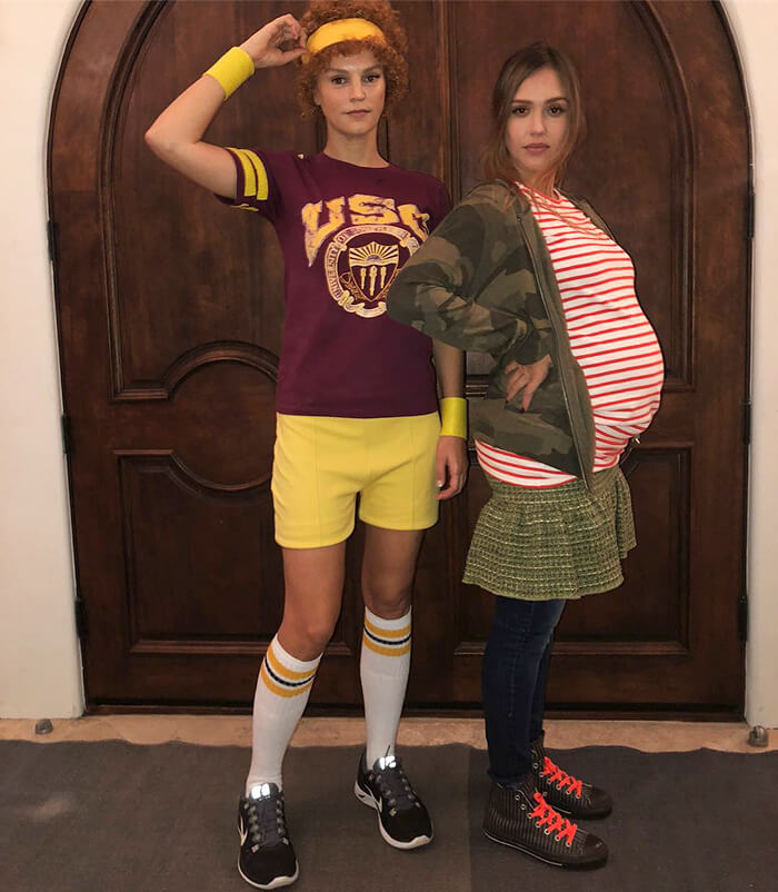 Jessica Alba Uses Her Pregnancy For Her Juno Costume
