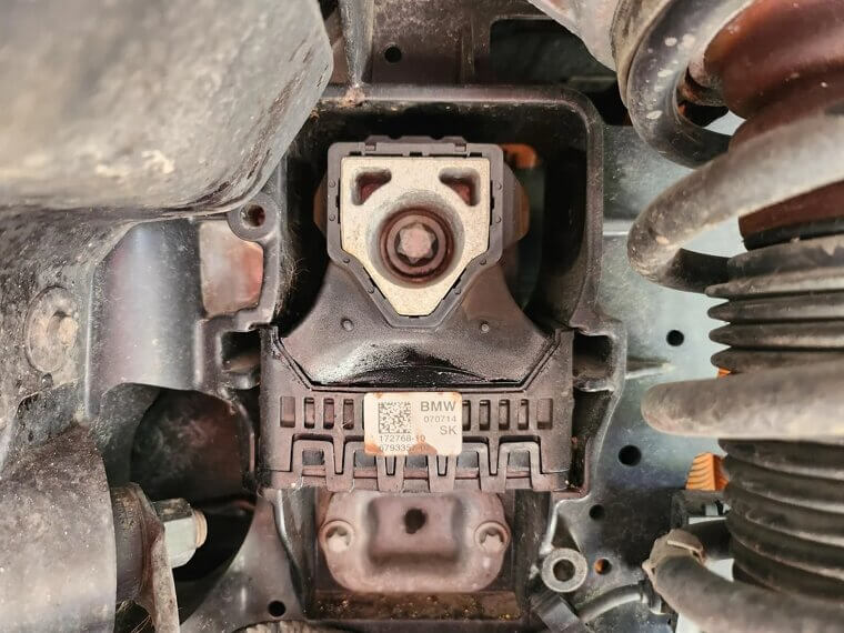 Engine Mount Replacement