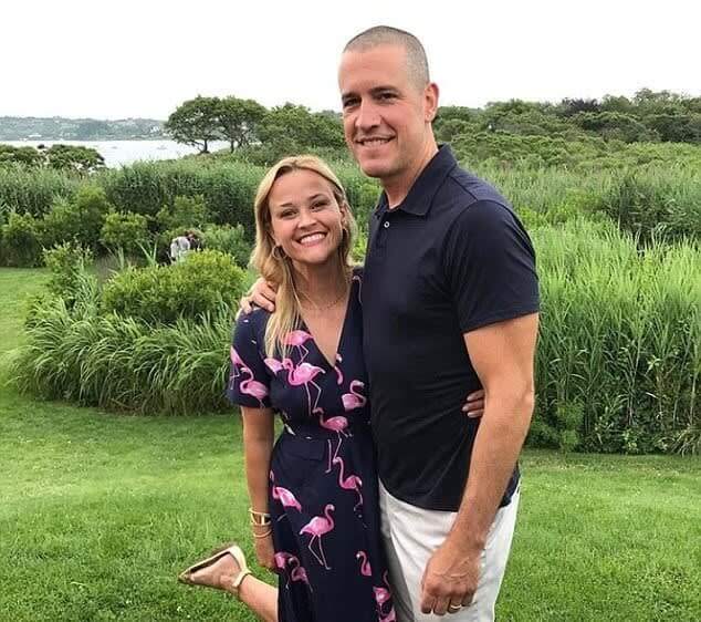 Reese Witherspoon And Jim Toth Are An Unlikely Pair