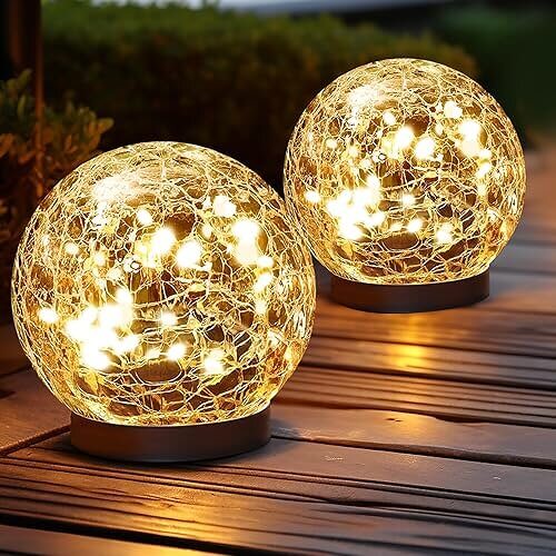 Elegant Cracked Glass Solar Globe Lights that Illuminate Beautifully. 