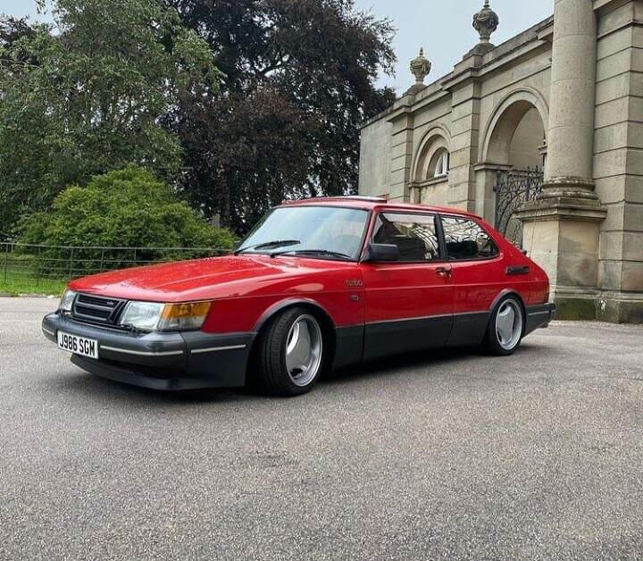 Saab 900 Turbo: The Aviation-Inspired Hatchback With Unique Floor Ignition