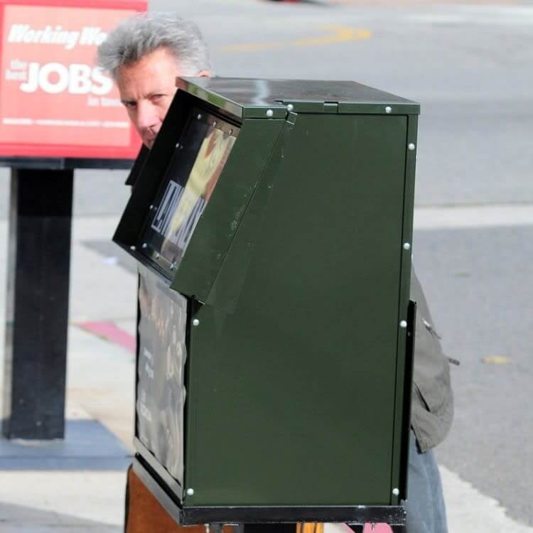 Dustin Hoffman Plays Hide And Don't Seek With Photographers