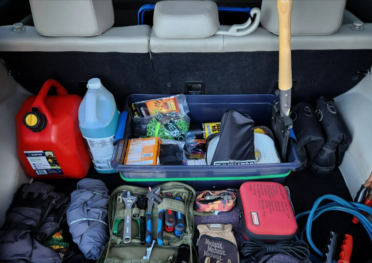 Build a Real Winter Emergency Kit