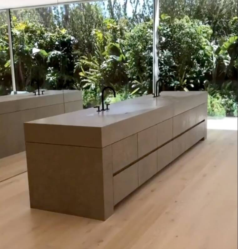 Kim Kardashian's Minimalistic Sink