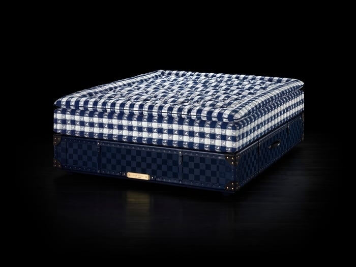 Drake's $400,000 Mattress